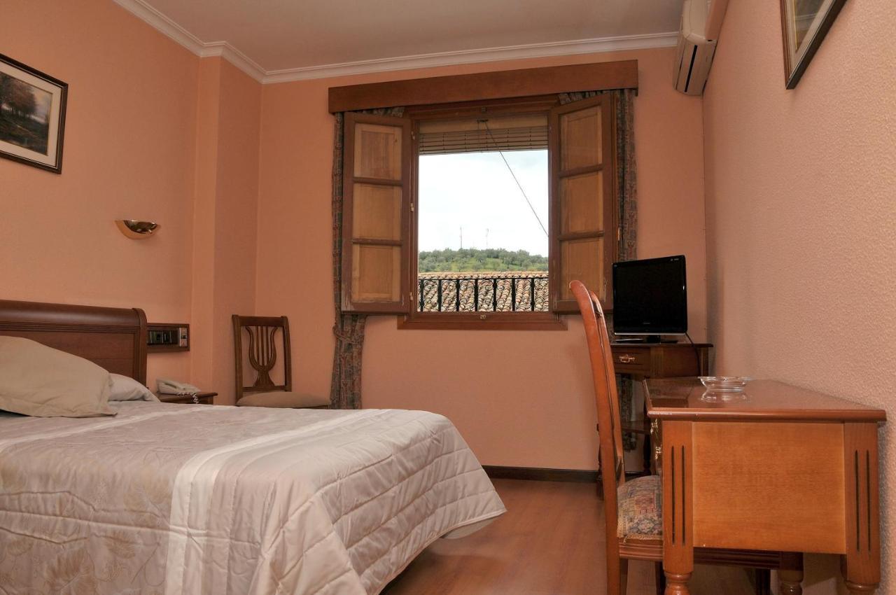 Hotel Los Castanos อาราเซนา ภายนอก รูปภาพ